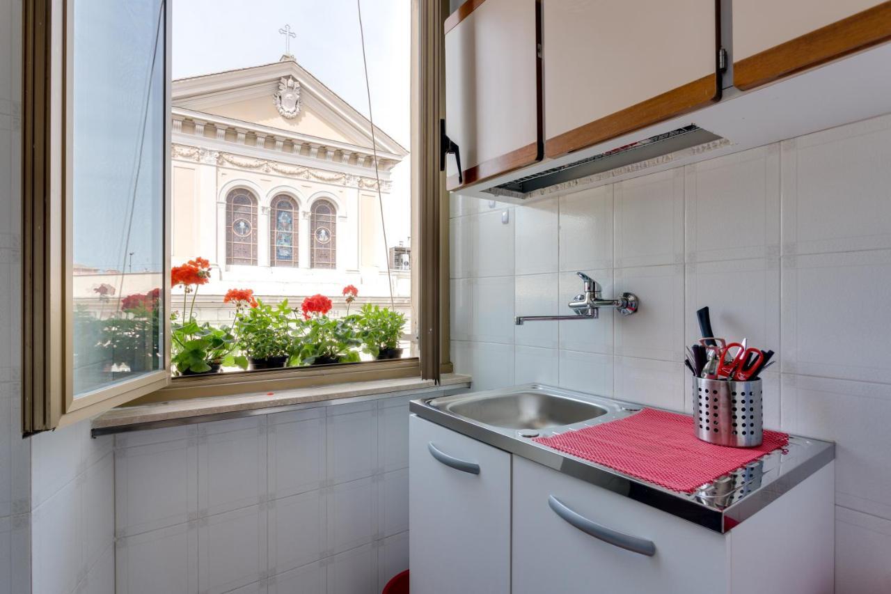 St. Joseph Apartment 47 Рим Экстерьер фото